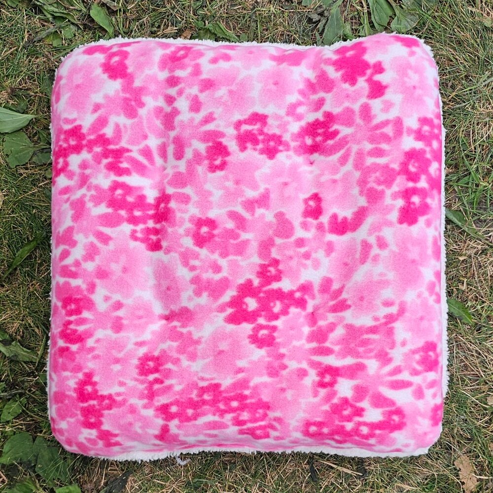 NEW! Pink White Floral Pet Bed - SMALL 6 layers, Fleece + Sherpa | Dog Puppy Cat